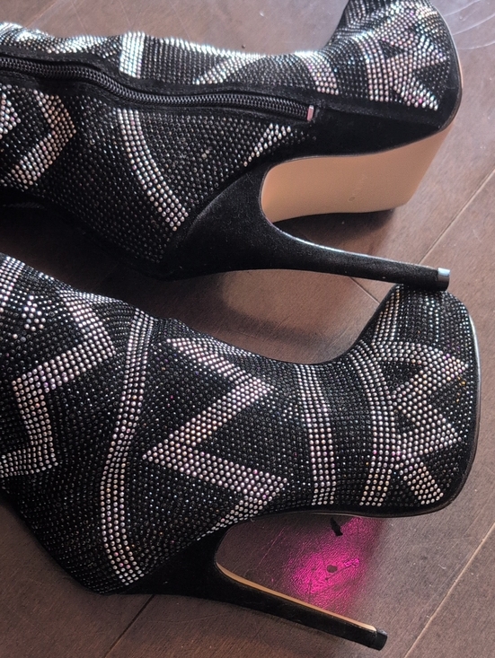 Aldo Shoes - Black & Silver Rhinestone Stilettos 👠👠